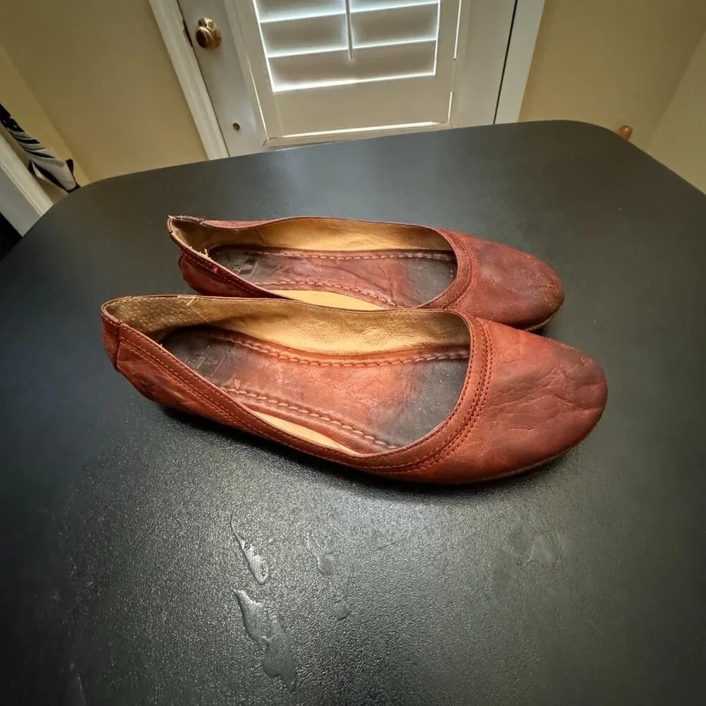 Frye Carson ballet flats tan size 7.5